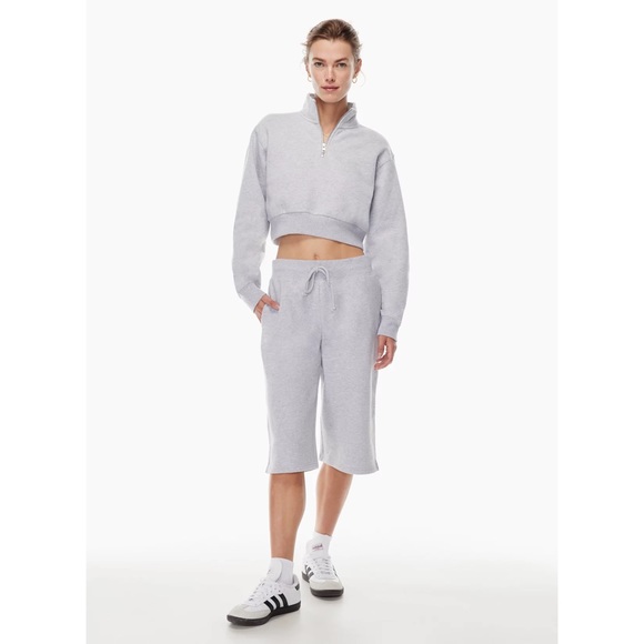 Aritzia Tna Cozy Fleece Perfect Quater Zip Sweatshirt heather grey - Picture 2 of 10